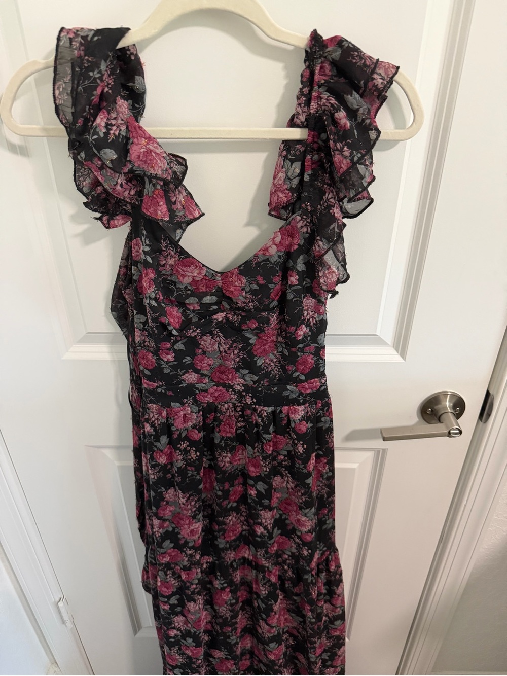 Francescas Floral Ruffle-Strap Maxi Dress - Black with Pink Floral